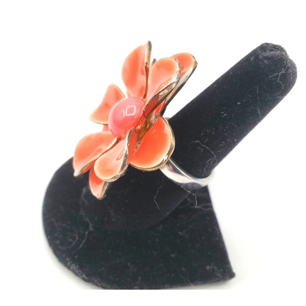 Vintage Large Hippie Mod Daisy Flower Ring Orange Pink Enamel Size 7.5